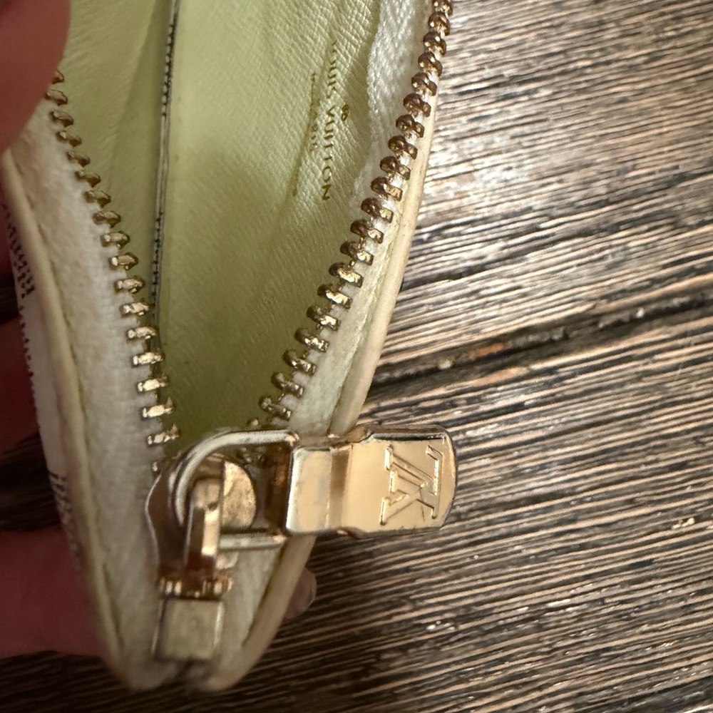 Key Pouch - Picture 4 of 4